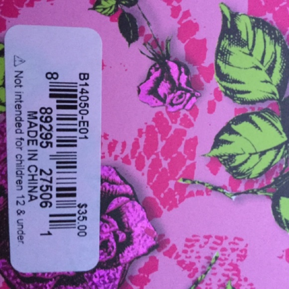 ⬇️ *PRICE DROP* ⬇️ Betsey Johnson Drop Earrings - Picture 5 of 5